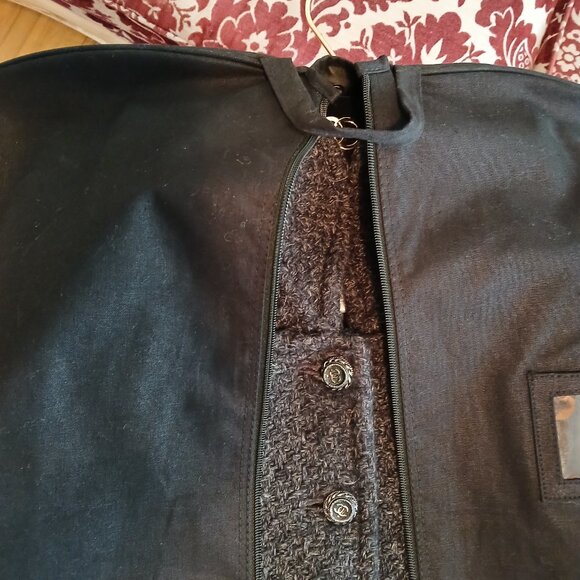 CHANEL Ladies Wool Jacket, Size 44 - Picture 12 of 14